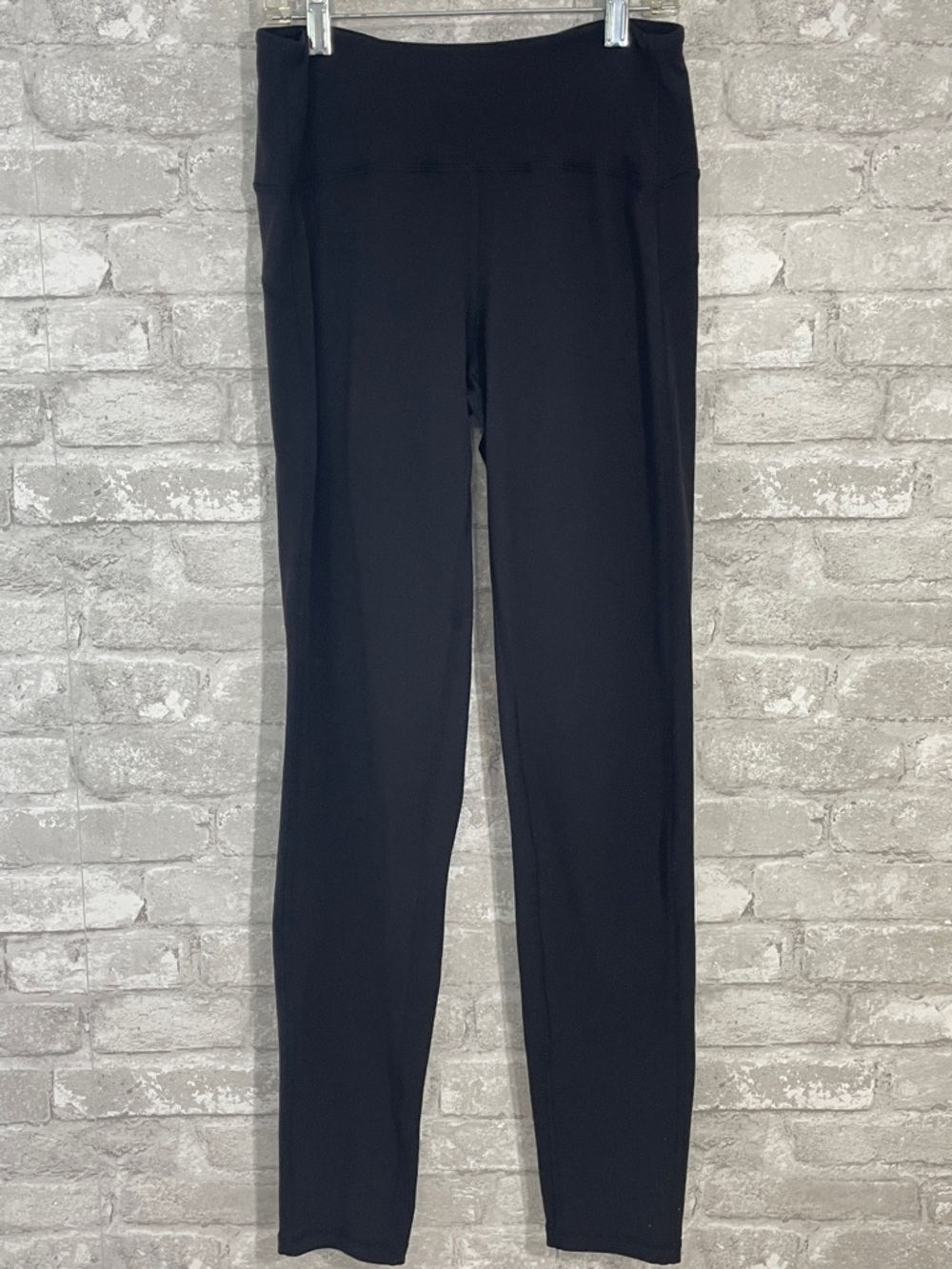 Lululemon Out To Lunge Untight Tight